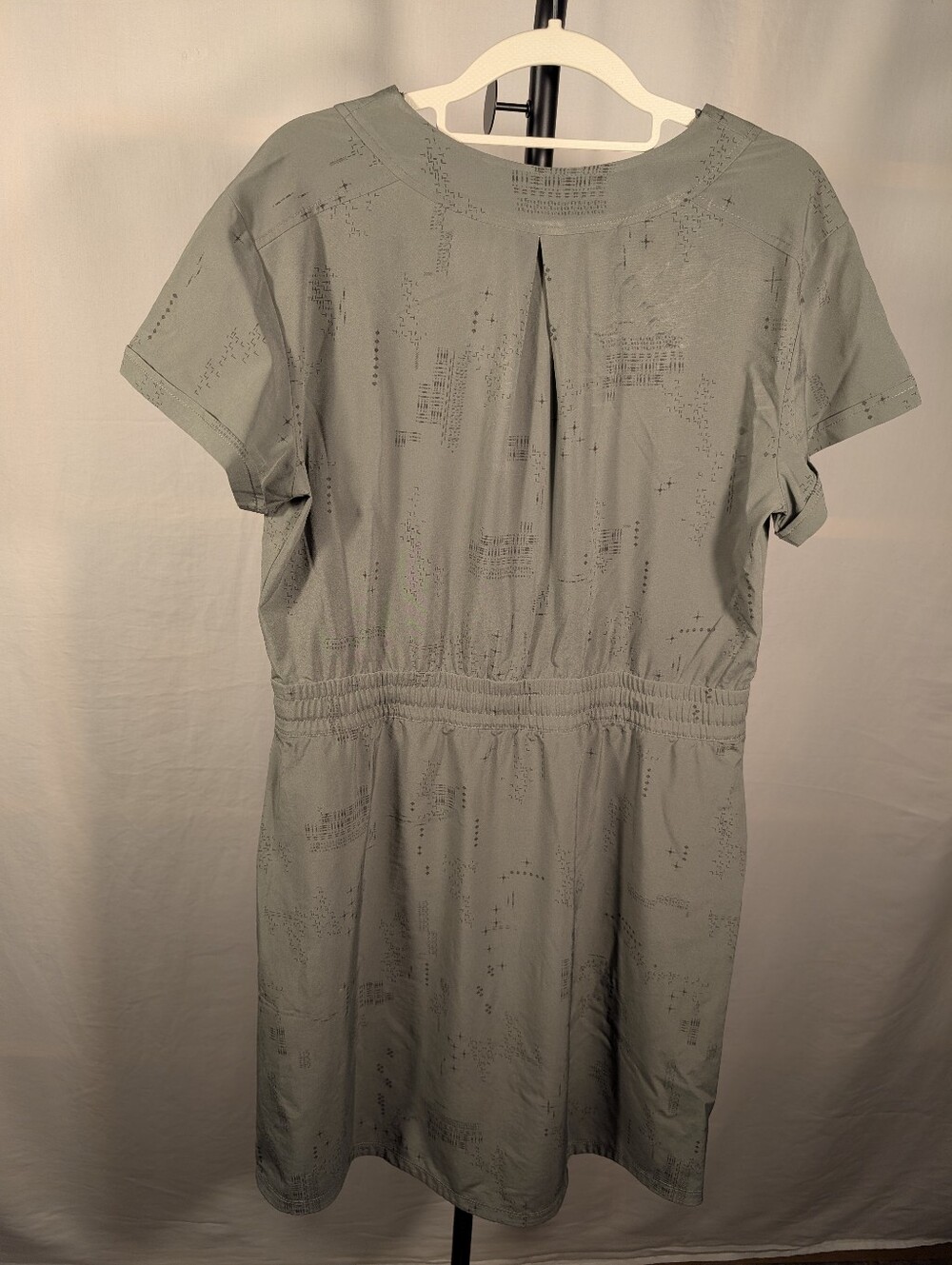 A-141 REI Co-op Women's Travel Dress Large Sage Green Hidden Zip Pocket - Picture 3 of 16